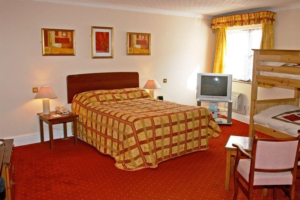 Beaufort Park Hotel Mold Eksteriør bilde