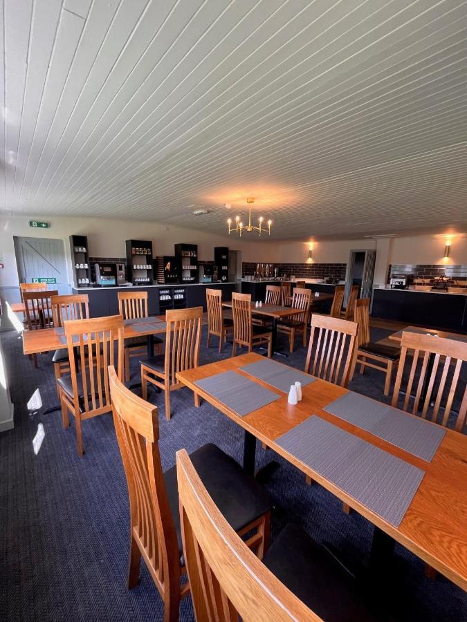 Beaufort Park Hotel Mold Eksteriør bilde