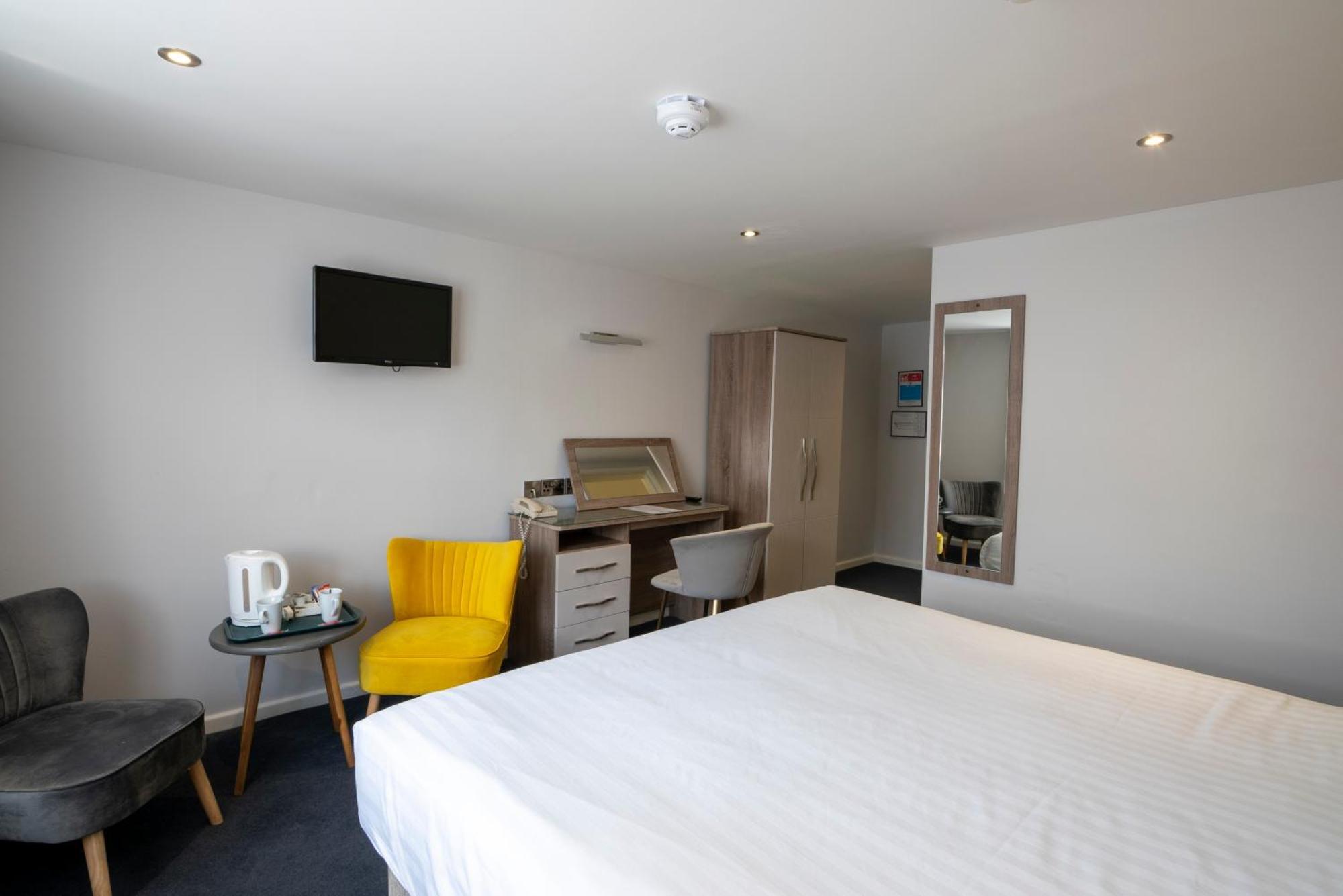 Beaufort Park Hotel Mold Eksteriør bilde