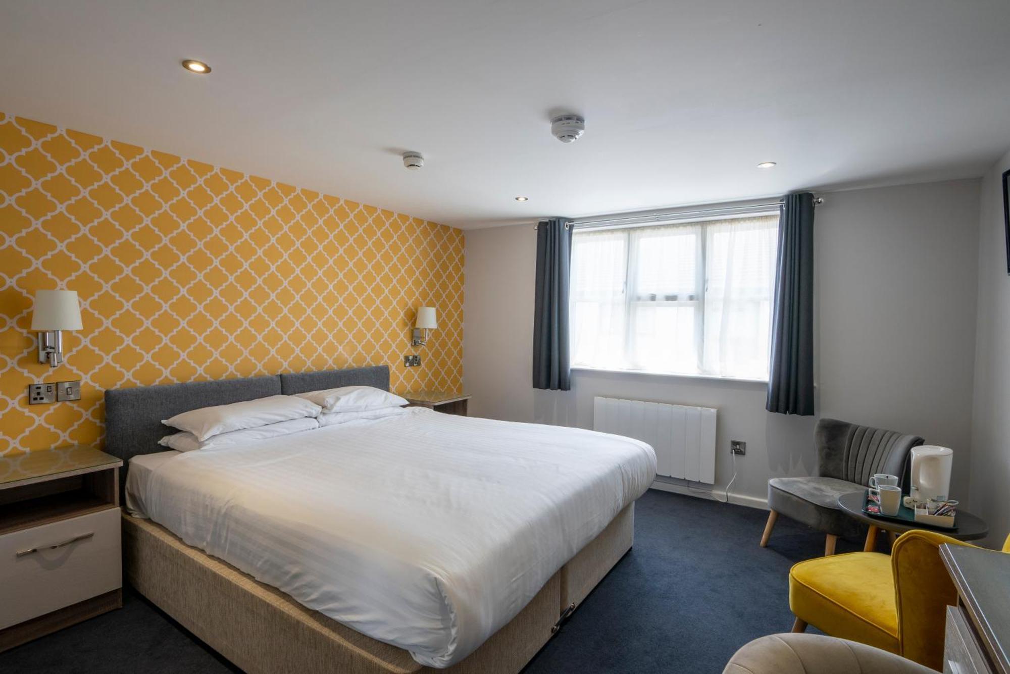 Beaufort Park Hotel Mold Eksteriør bilde