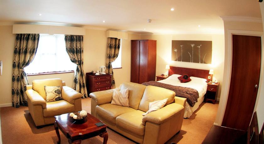Beaufort Park Hotel Mold Eksteriør bilde
