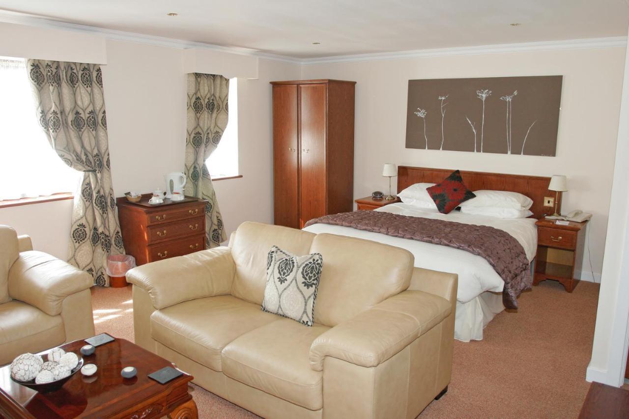 Beaufort Park Hotel Mold Eksteriør bilde