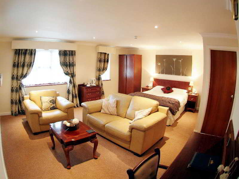 Beaufort Park Hotel Mold Eksteriør bilde